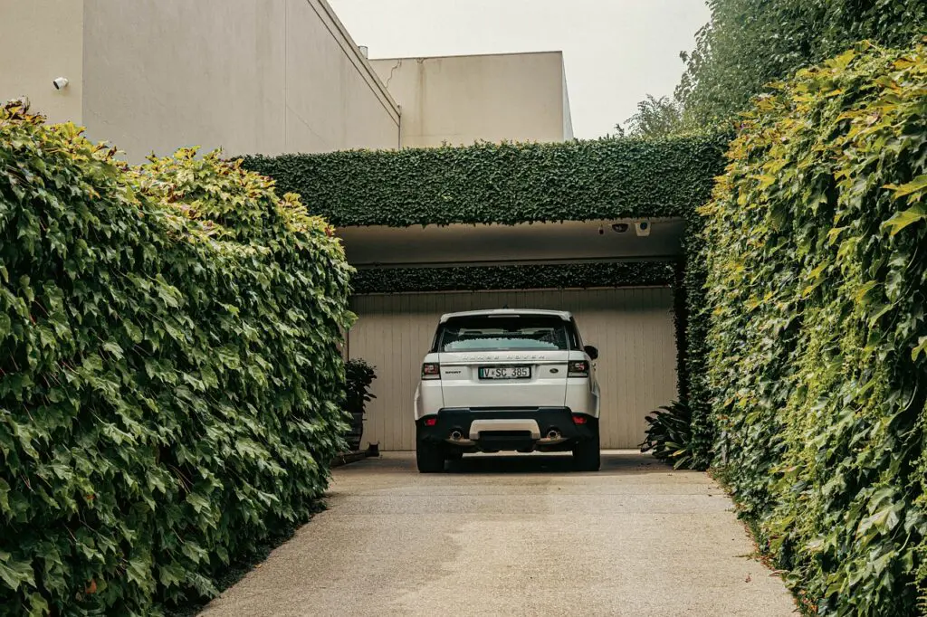 property, house, real estate, court, land rover, car, garage, modern, hedges, cleas driveway, toorak, rich, property, real estate, real estate, real estate, real estate, car, garage, garage, garage, garage, garage, rich, car wallpapers, rich, rich