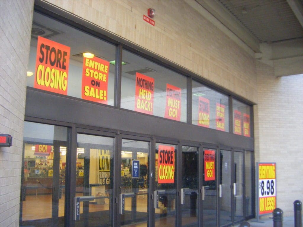 store closing